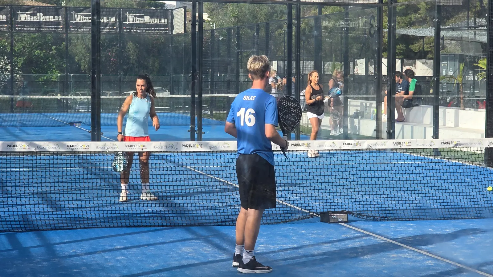 Tournament moment 8 at El Higueron Padel.